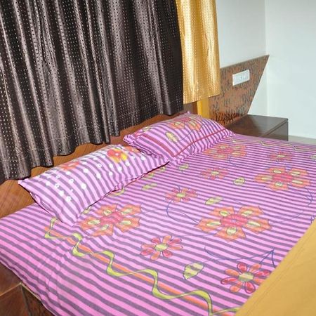 Om Rs Fog Villa Igatpuri Buitenkant foto